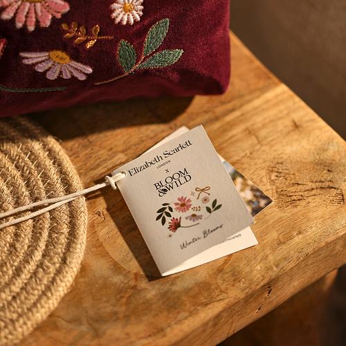 The Mini Winter Blooms Pouch