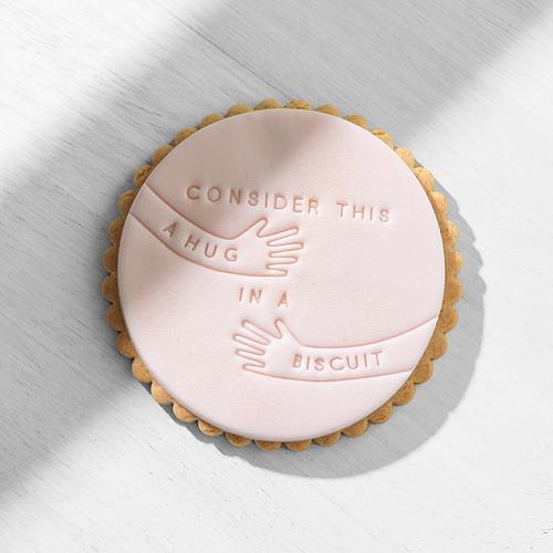 The Anna & Hug in a Biscuit